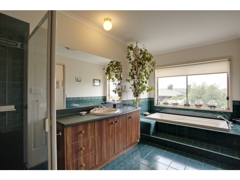 15 The Common, Narre Warren South VIC 3805