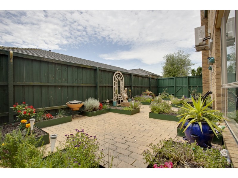 15 The Common, Narre Warren South VIC 3805