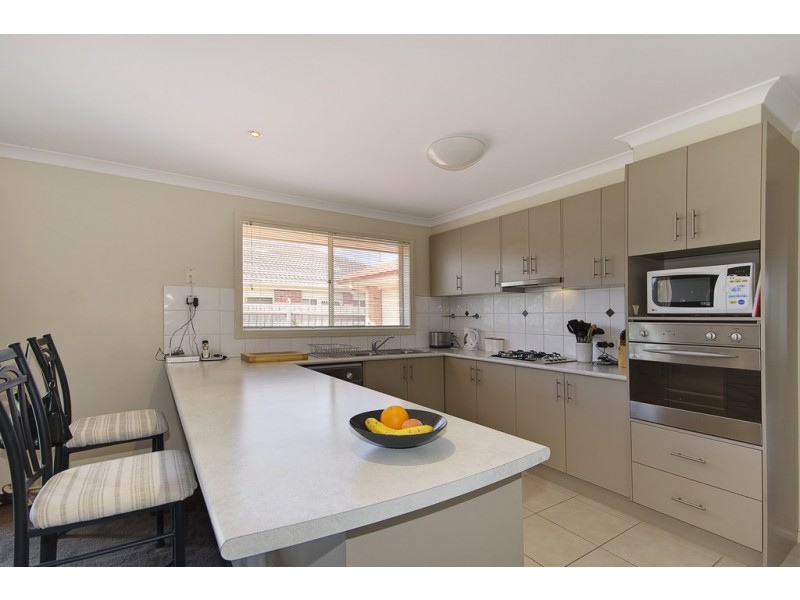 20 Terri-Ester Drive, Berwick VIC 3806