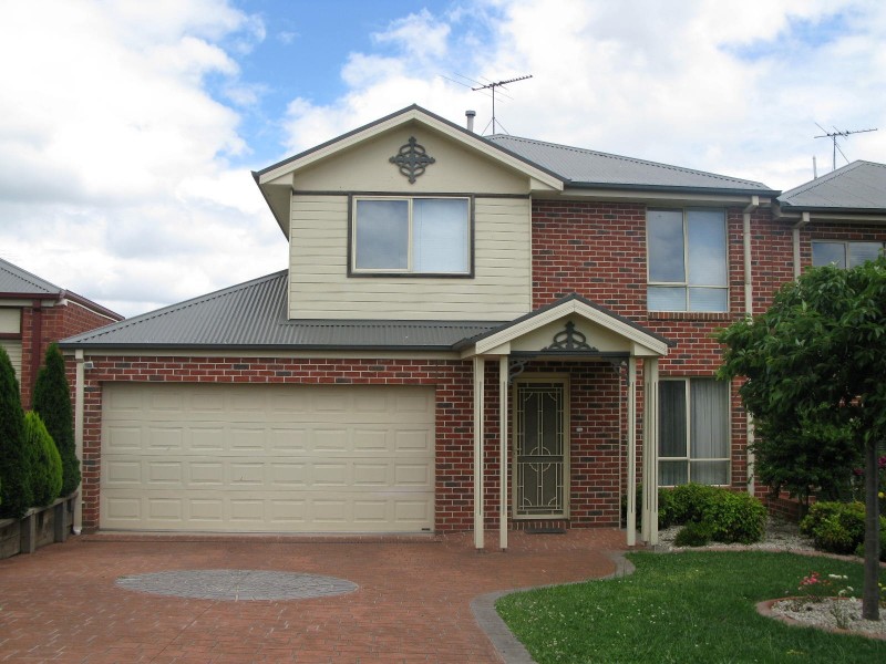 1 Normanton Place, Berwick VIC 3806