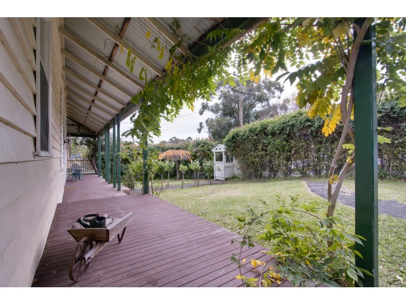 63 King Road, Harkaway VIC 3806