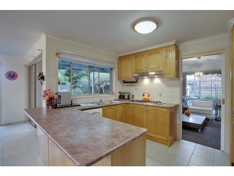 10 Peveril Court, Narre Warren VIC 3805