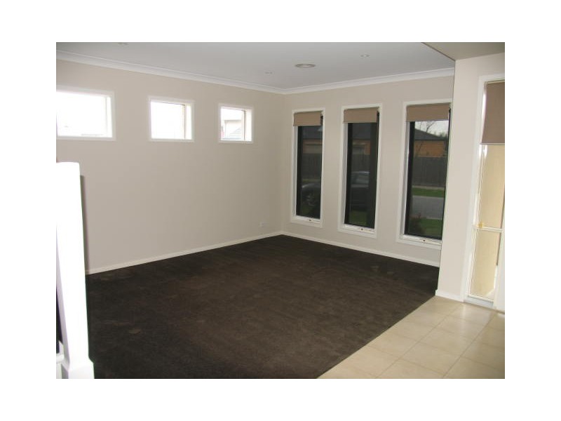 44 Jack William Way, Berwick VIC 3806