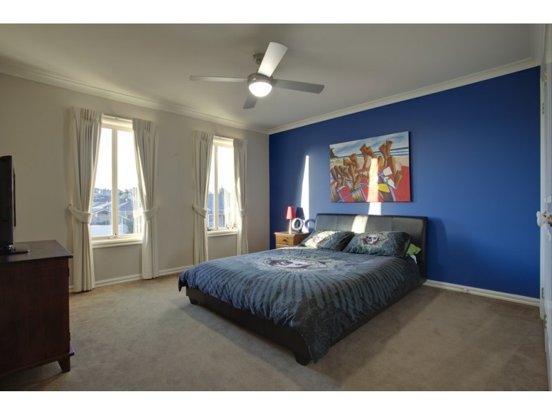 4 Aitken Court, Berwick VIC 3806