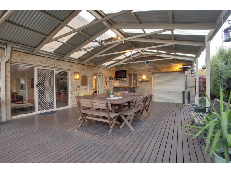 4 Aitken Court, Berwick VIC 3806