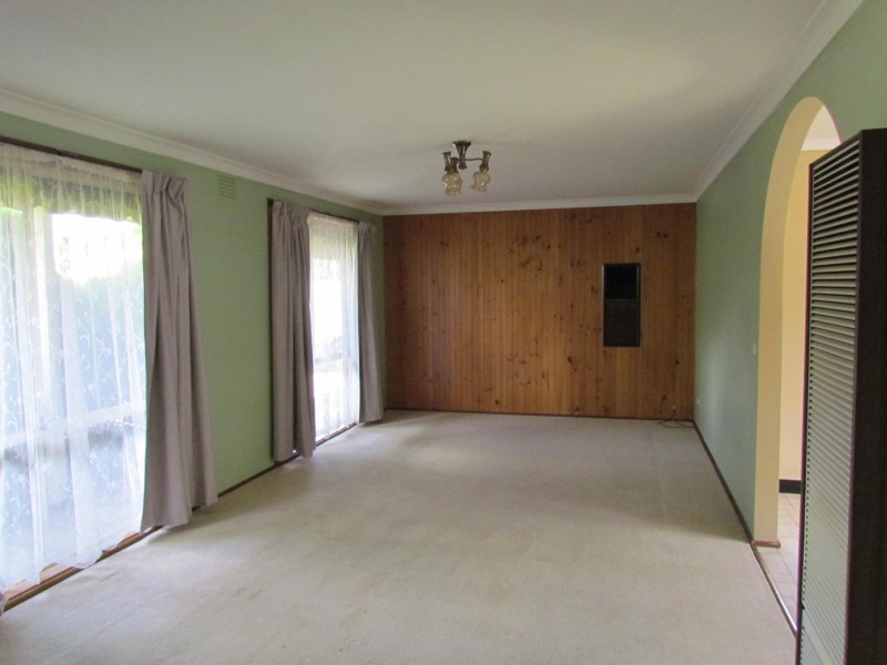 35 Bemersyde Drive, Berwick VIC 3806