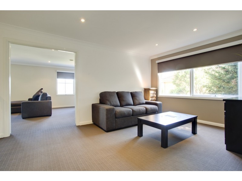 54 William Road, Berwick VIC 3806