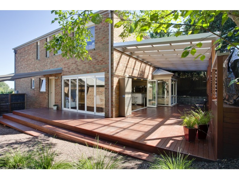 54 William Road, Berwick VIC 3806