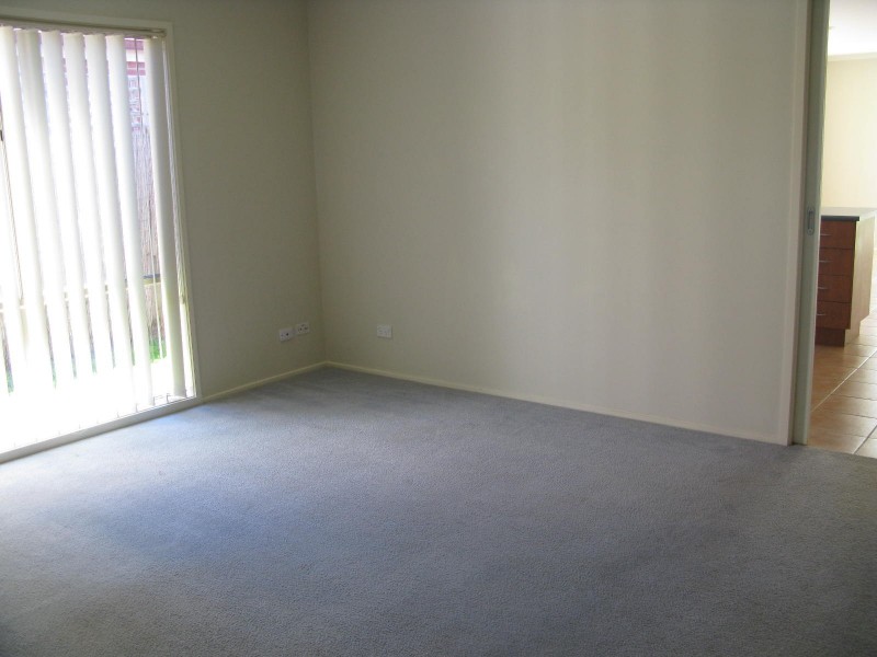 1/4 Eglinton Close, Berwick VIC 3806