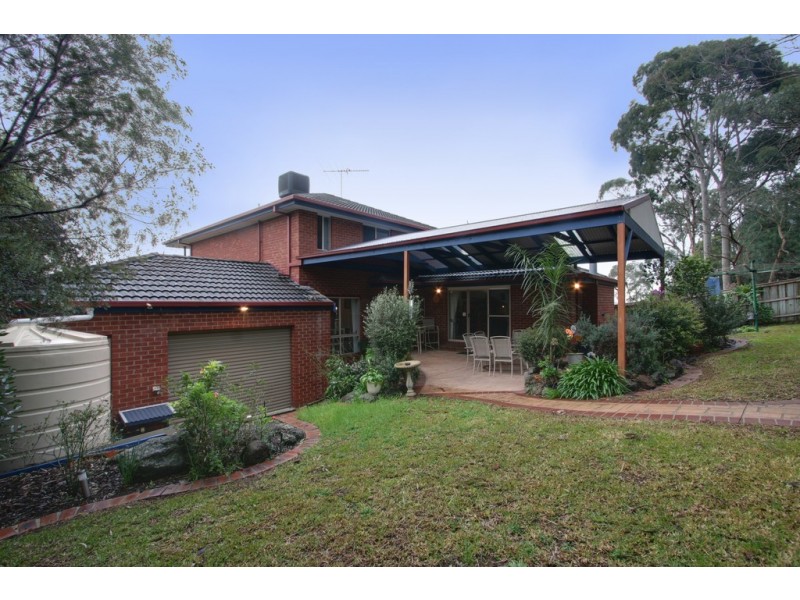 30 Quarry Hills Drive, Berwick VIC 3806