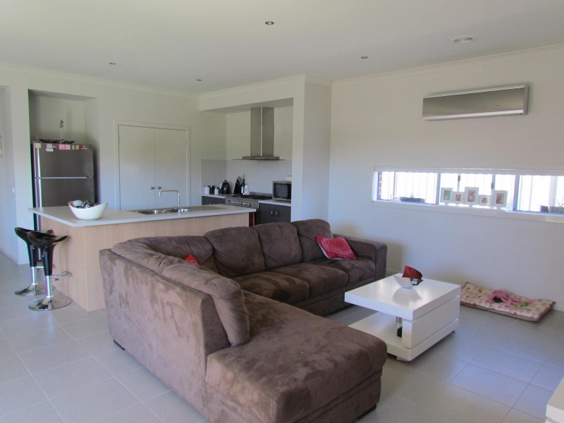 22 Ibis Close, Pakenham VIC 3810