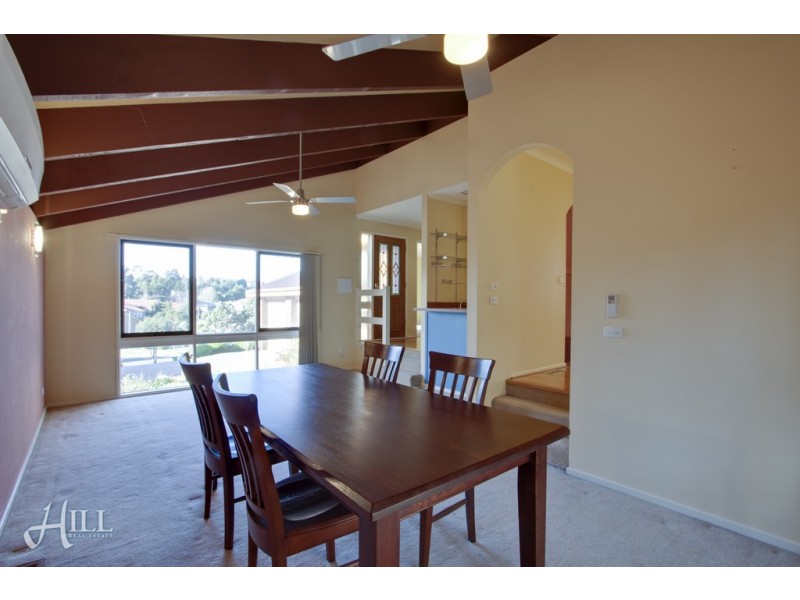 6 Poole Court, Endeavour Hills VIC 3802