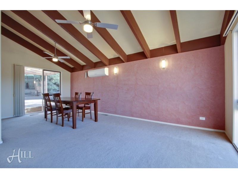 6 Poole Court, Endeavour Hills VIC 3802