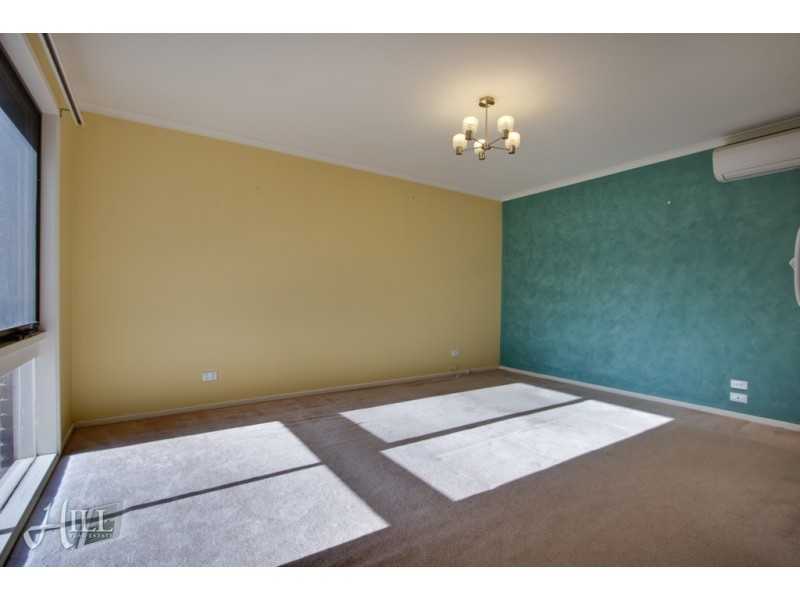 6 Poole Court, Endeavour Hills VIC 3802