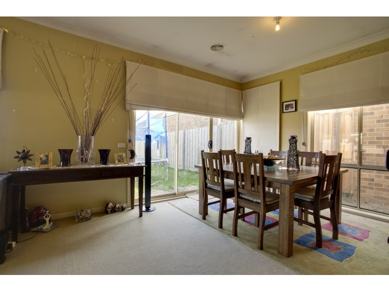 37  John Fisher Drive, Berwick VIC 3806