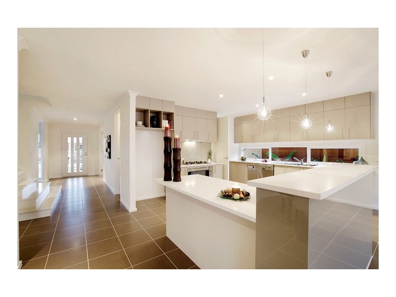 30 Wild Scotchman Way, Cranbourne East VIC 3977