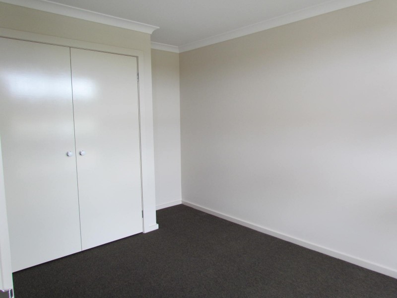 21 Elwood Avenue, Pakenham VIC 3810