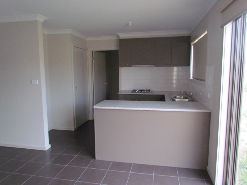 21 Elwood Avenue, Pakenham VIC 3810