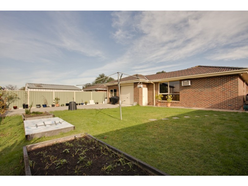 11 Redman Close, Narre Warren VIC 3805