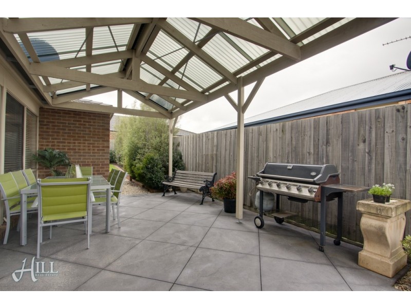 39 Hartsmere Drive, Berwick VIC 3806