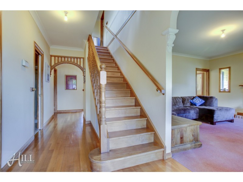 1 Lords Rise, Berwick VIC 3806