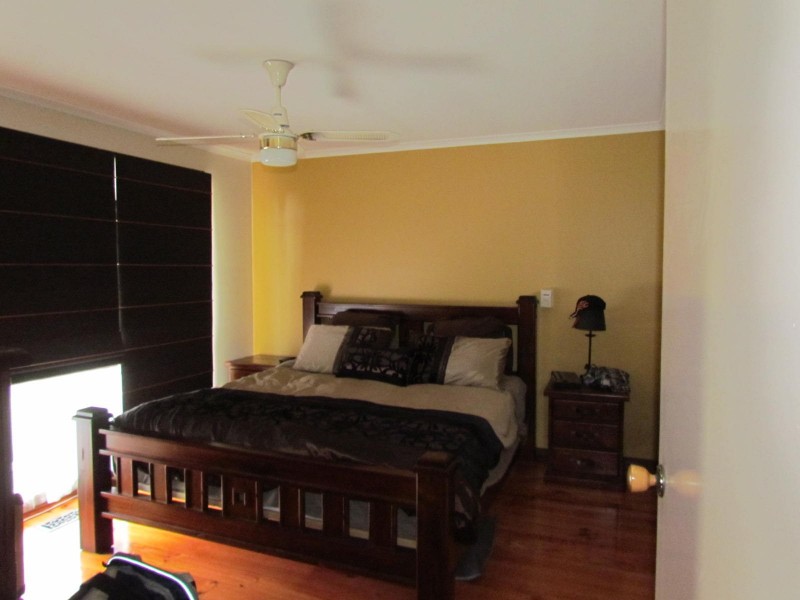 15 Poorinda Rise, Narre Warren VIC 3805