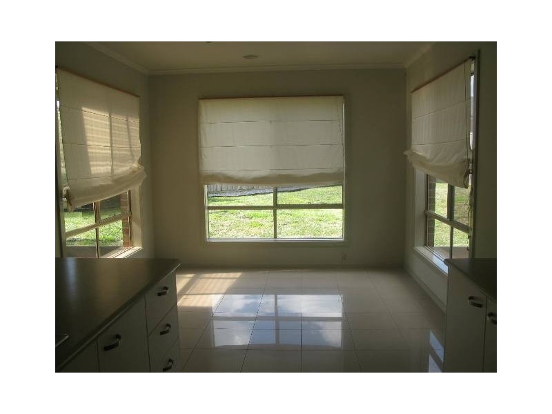 106 Skyline Way, Berwick VIC 3806
