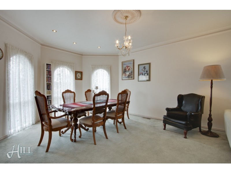 3 Camdon Gardens, Berwick VIC 3806