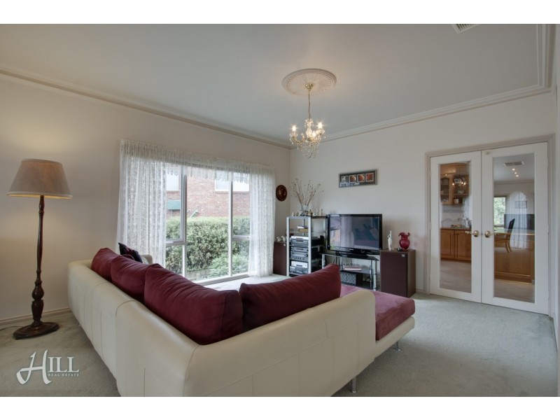 3 Camdon Gardens, Berwick VIC 3806