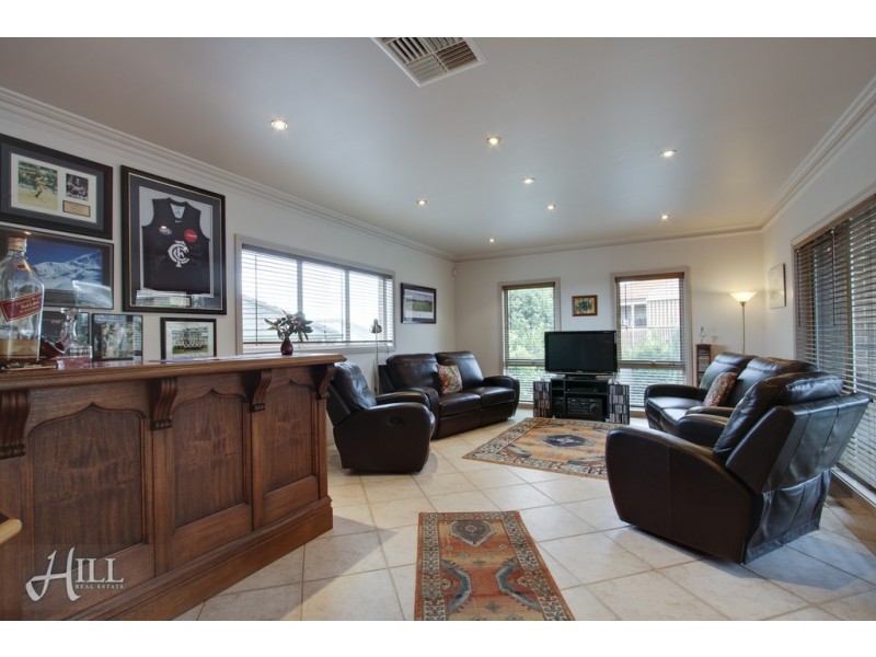 3 Camdon Gardens, Berwick VIC 3806