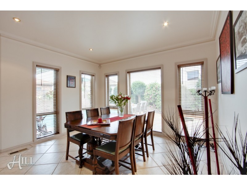 3 Camdon Gardens, Berwick VIC 3806