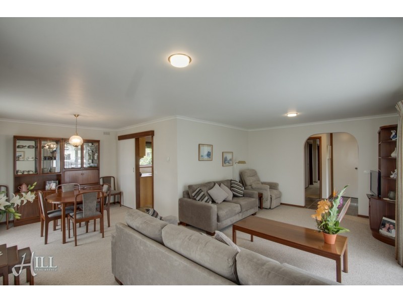 17 Fritzlaff Court, Berwick VIC 3806