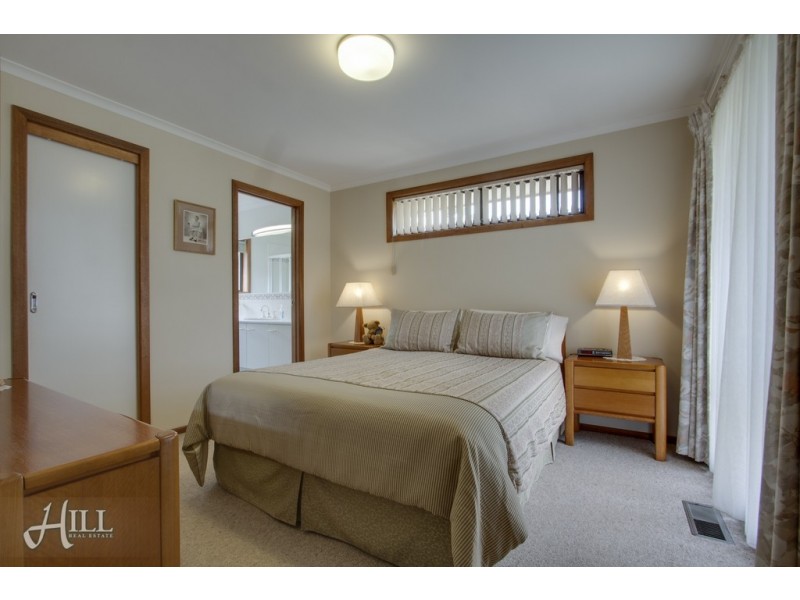 17 Fritzlaff Court, Berwick VIC 3806