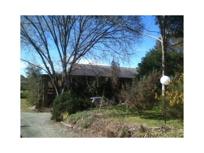 42 Buchanan Road, Berwick VIC 3806