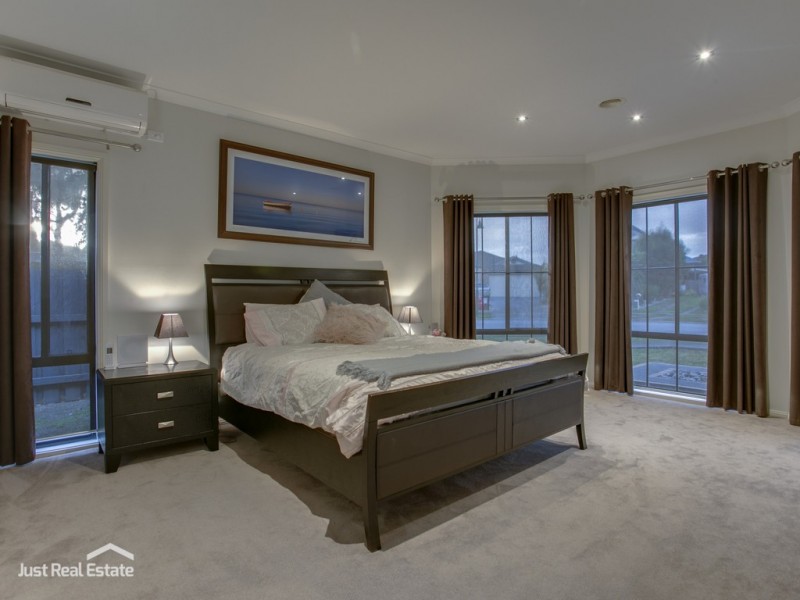 31 Vert Avenue, Narre Warren South VIC 3805