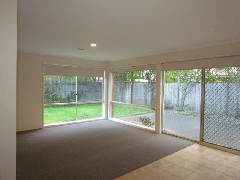 11 Napier Way, Narre Warren South VIC 3805