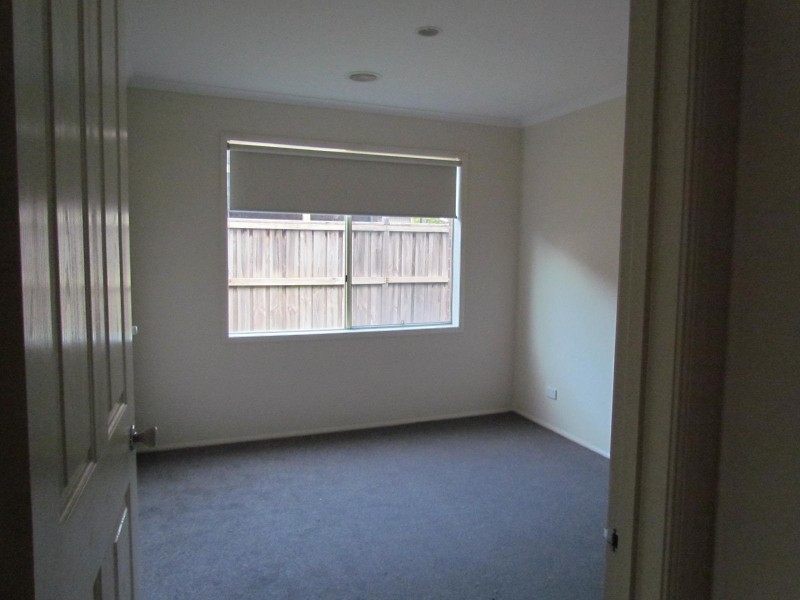 11 Napier Way, Narre Warren South VIC 3805