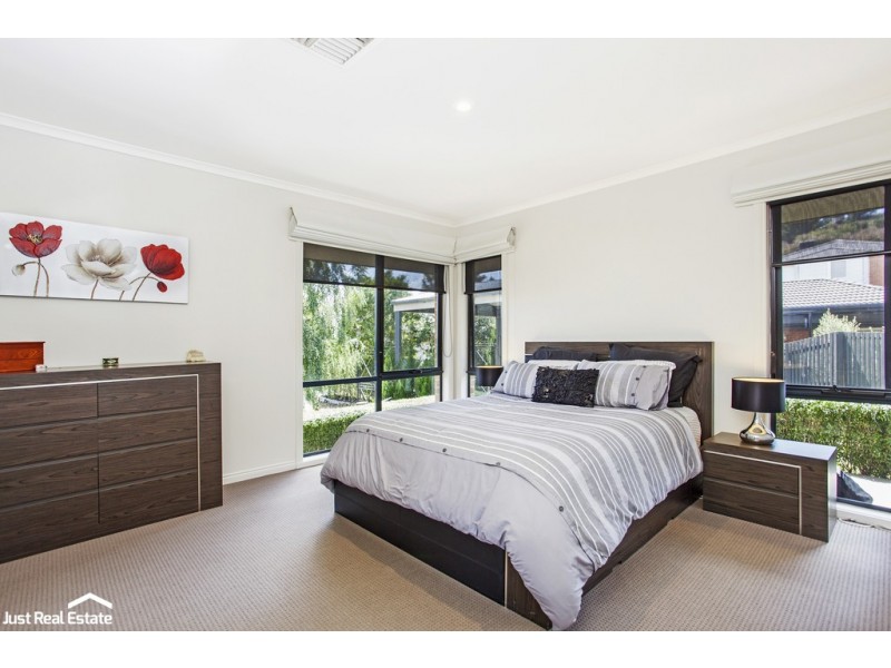 5 Carrum Close, Berwick VIC 3806