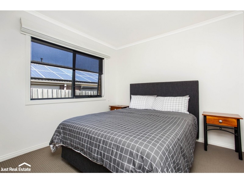 5 Carrum Close, Berwick VIC 3806