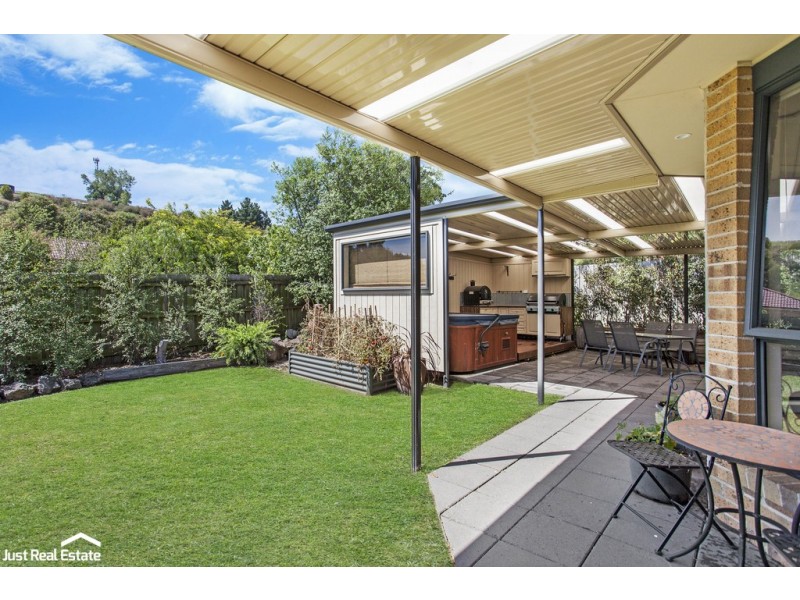 5 Carrum Close, Berwick VIC 3806