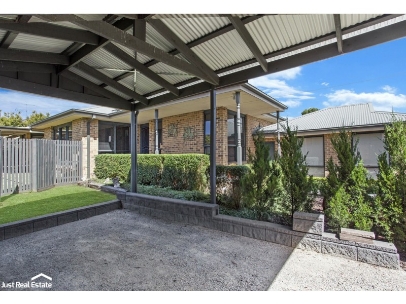 5 Carrum Close, Berwick VIC 3806