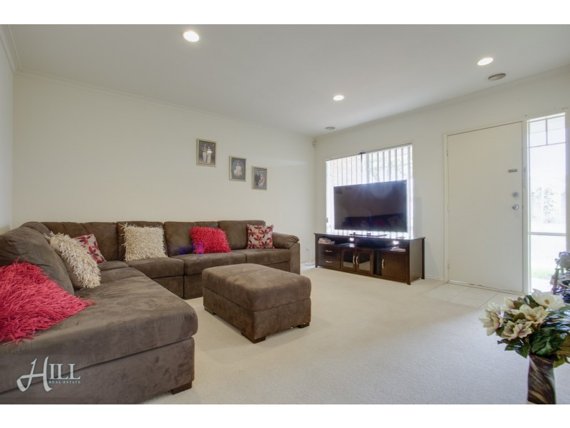 6 Augustus Drive, Berwick VIC 3806
