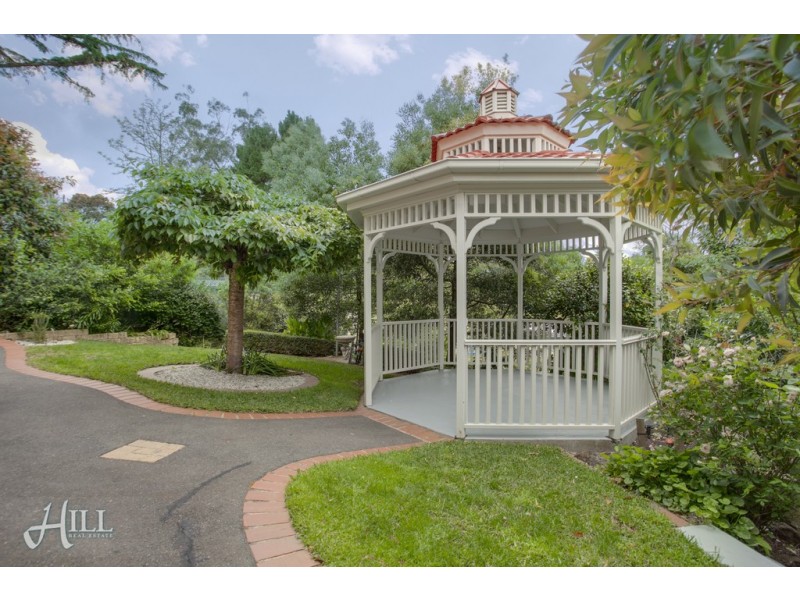 12 Inglis Road, Berwick VIC 3806