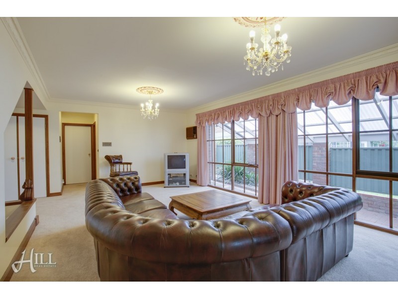 12 Inglis Road, Berwick VIC 3806