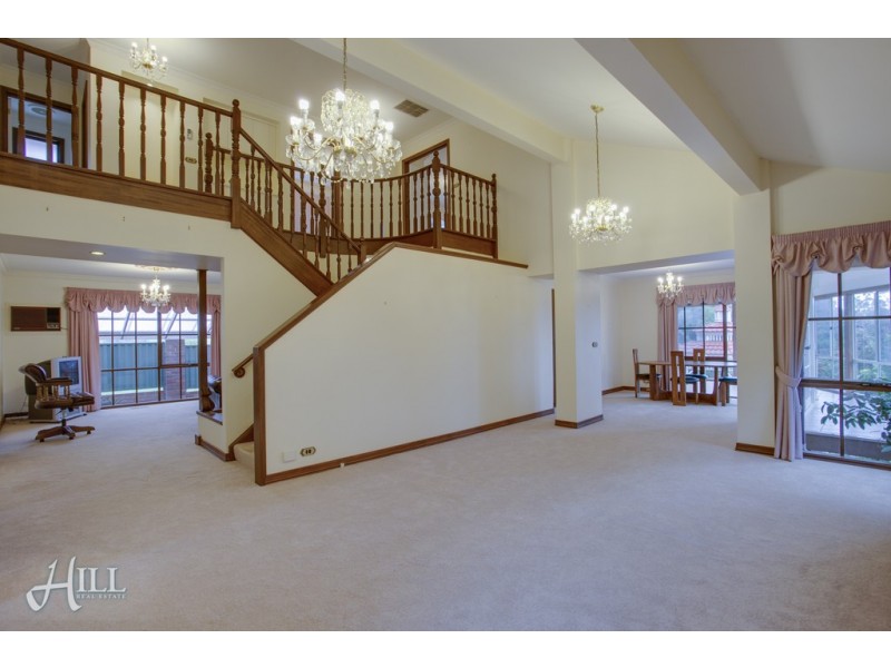 12 Inglis Road, Berwick VIC 3806