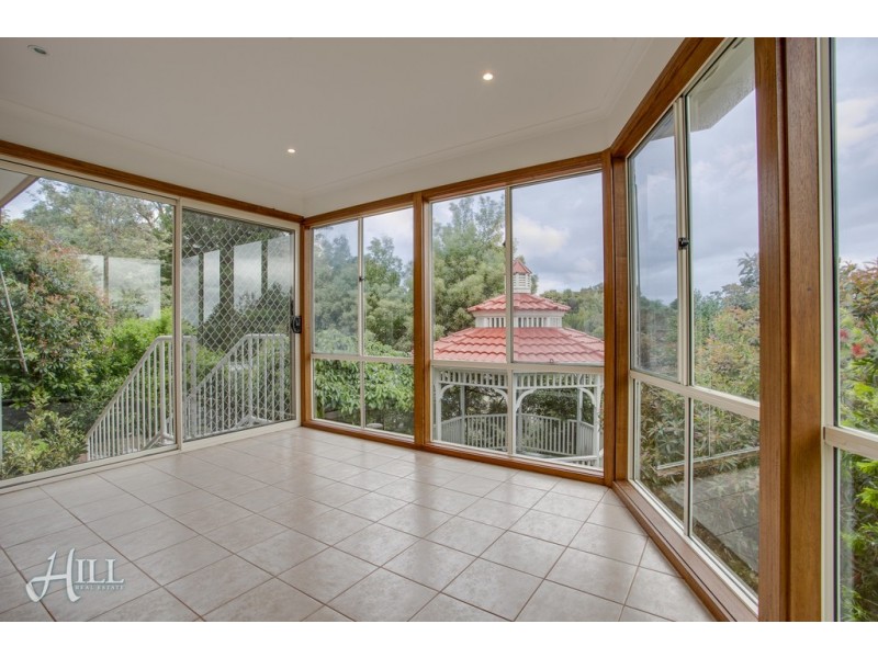 12 Inglis Road, Berwick VIC 3806