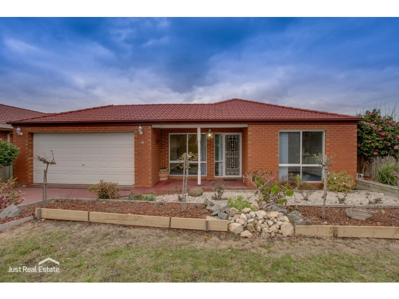 69 Tralee Circuit, Narre Warren VIC 3805