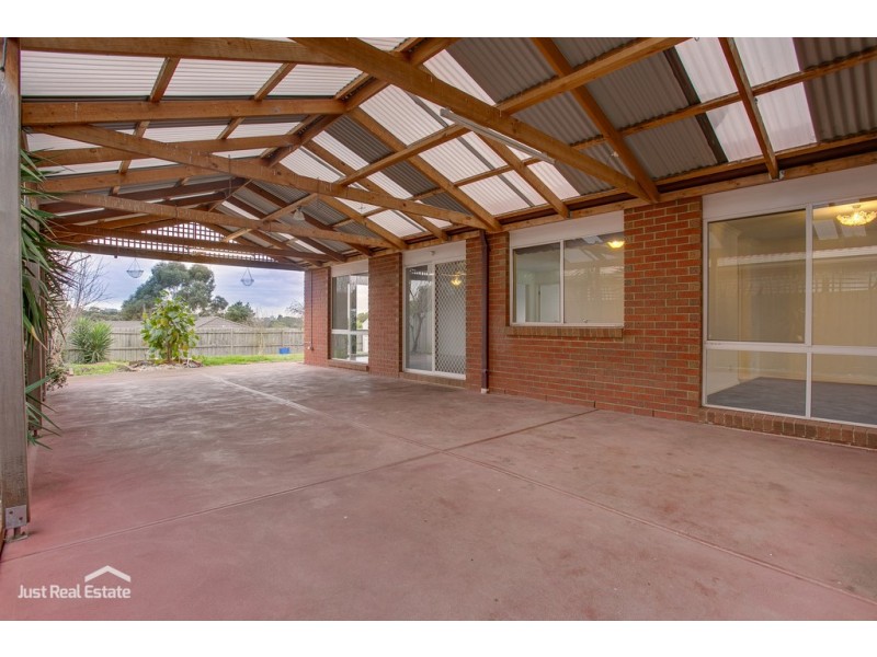 69 Tralee Circuit, Narre Warren VIC 3805