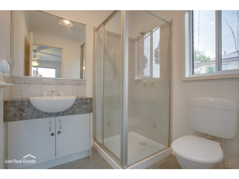 69 Tralee Circuit, Narre Warren VIC 3805