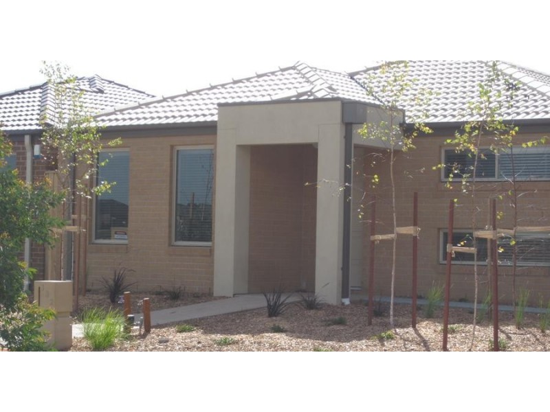 132 Sabel Drive, Cranbourne North VIC 3977